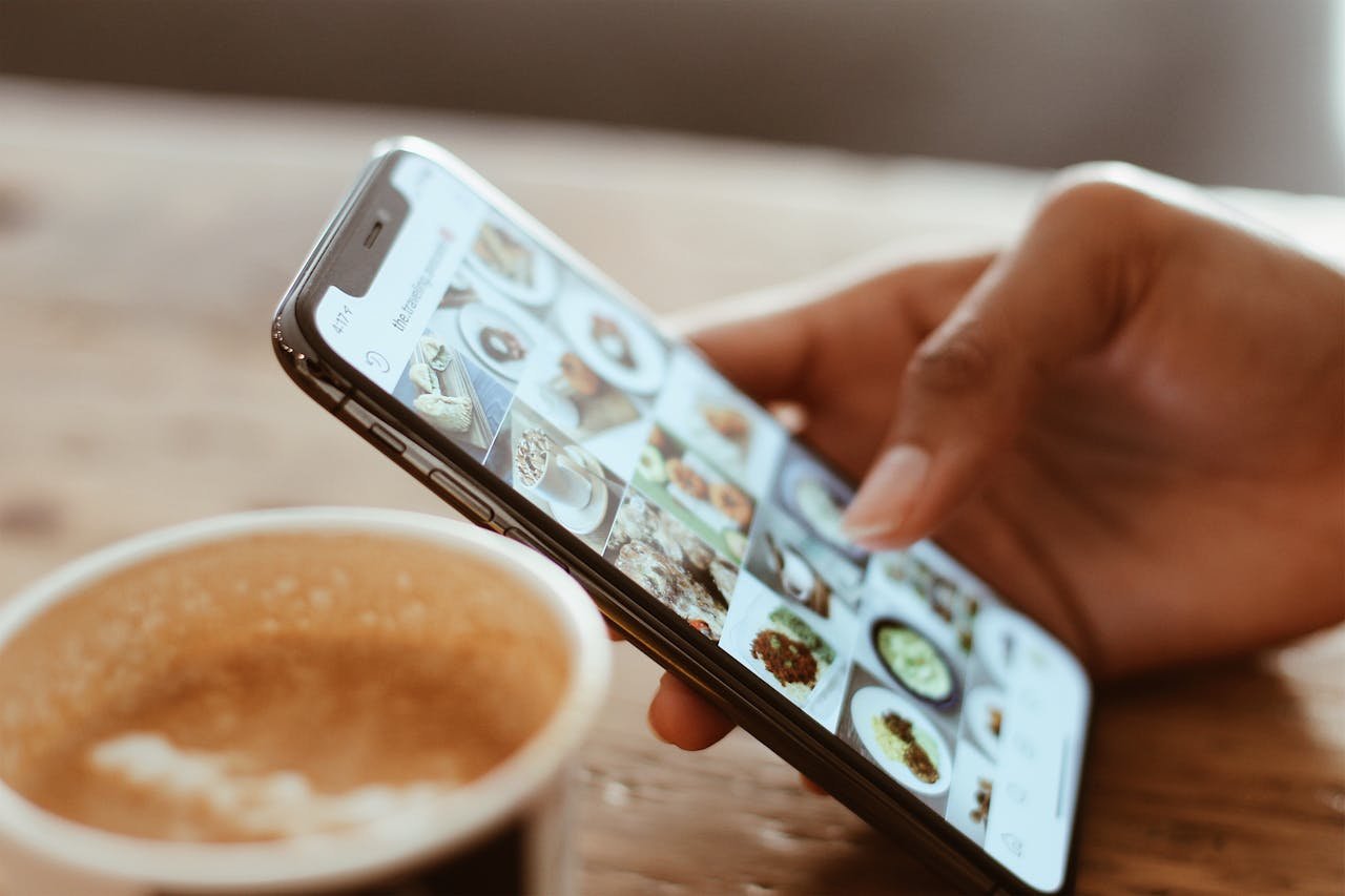 Why Your Business Needs Instagram Ad Services to Stay Ahead?